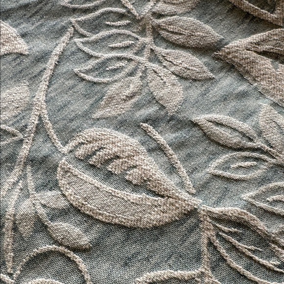 Upholstery Fabric Yards in 2 pieces Green &White Leaf Print Heavy Weight - Picture 4 of 5